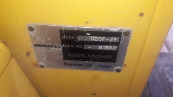 ขาย แทรคเตอร์ KOMATSU D20P-7E รถบ้านฝากขาย   สภาพดี เครื่องดี  โซ่ดี  พร้อมใช้ สนใจโทร 089-3818694 ดวงนภา