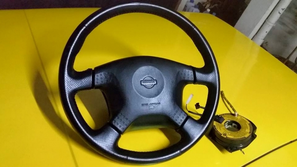 พวงมาลัยเก่าญี่ปุ่นสวยๆ Nissan Toyota มากมาย ใส่ได้ทั้งรถมี Airbag และไม่มี Airbag