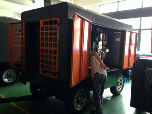 ปั้มลมแบบรถลาก