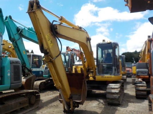 Komatsu PC128US-2EO ปี 2003 ใบแทร็คติดก้อนยาง นำเข้าจากญี่ปุ่น ถึงไทยเร็ว ๆ นี้ ราคาไม่แพงครับ