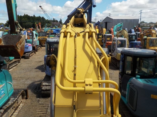 Komatsu PC128US-2EO ปี 2003 ใบแทร็คติดก้อนยาง นำเข้าจากญี่ปุ่น ถึงไทยเร็ว ๆ นี้ ราคาไม่แพงครับ