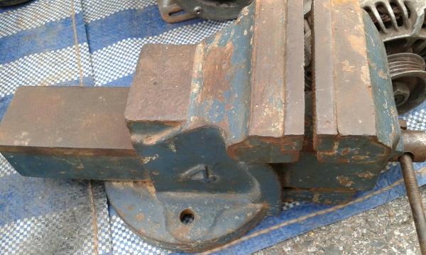 ปากกาจับชิ้นงาน โน 4