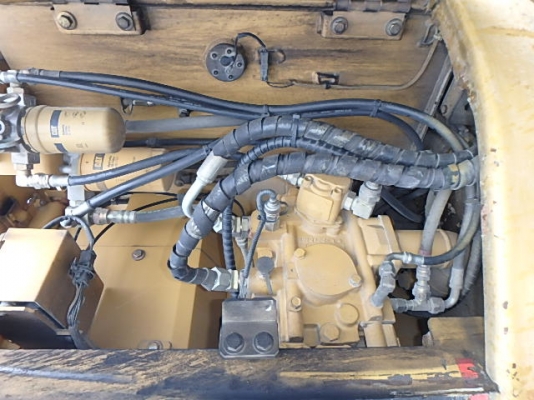 CAT 313CCR YR2004 ใบแทร็คติดก้อนยาง ใช้งานน้อยแค่ 2911 ชม. นำเข้าจากญี่ปุ่น