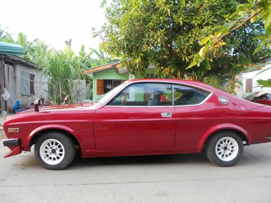 ขายมาสด้า 929 หน้าเบนซ์  2 ประตู