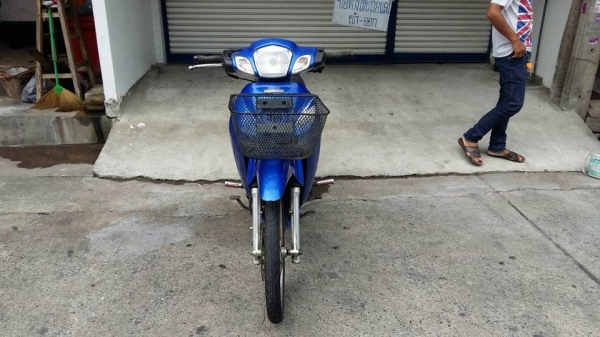 Wave 125 s ปี 47 เครื่องเดิม แน่นๆ มีเล่ม เอกสารครบเอกสารครบ  โทร. 02-9165022,099-0812001