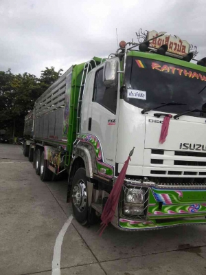 สิบล้อพ่วง 360 ปี 55 พ่วง 3 คาน