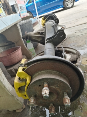 ขายเพลาท้าย AE86 ดิส อัดตราทด 3.9