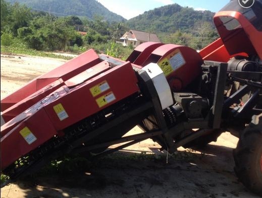 ขายเครื่องเกี่ยวข้าวโพด ของกิจวาณิชย์ มีช่างติดตั้งให้ครับ