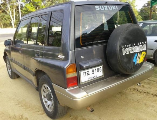 ขายsuzuki vitara 1.6JLX ปี96 AUTO เครื่องดี ภายในสวย แอร์เย็น ขายsuzuki vitara 1.6JLX ปี96 AUTO เครื่องดี ภายในสวย แอร์เย็น