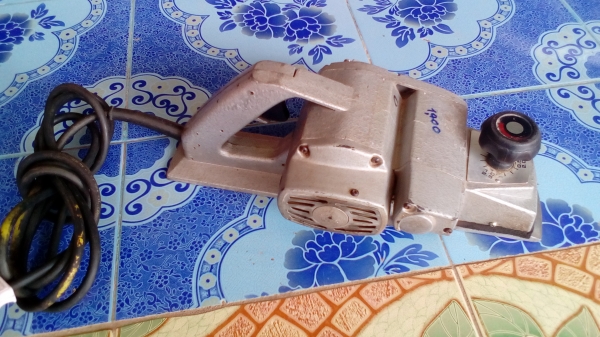 กบไฟฟ้า รุ่น 1600