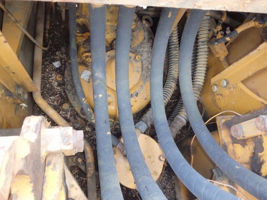 ขายแม็คโคร KOMATSU 12 HD-2 FROM JAPAN พร้อมใช้งาน นำเข้าจากต่างประเทศ ติดต่อ 063-9316985 ครับ
