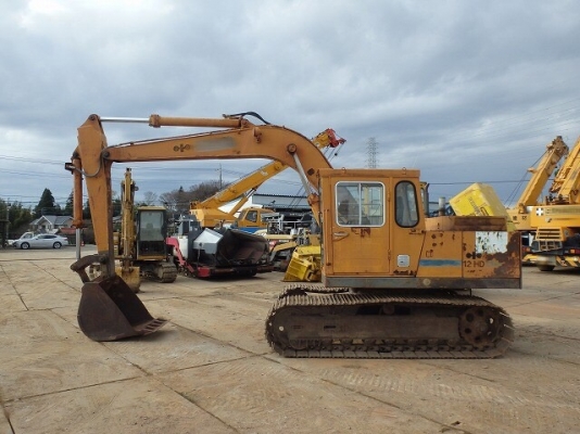 ขายแม็คโคร KOMATSU 12 HD-2 FROM JAPAN พร้อมใช้งาน นำเข้าจากต่างประเทศ ติดต่อ 063-9316985 ครับ