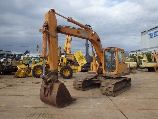ขายแม็คโคร KOMATSU 12 HD-2 FROM JAPAN พร้อมใช้งาน นำเข้าจากต่างประเทศ ติดต่อ 063-9316985 ครับ