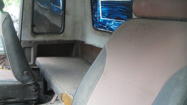 หัว Hino F18 สภาพเดิม ขาหน้า-หลัง กรองหลังเก๋ง ของครบ ราคาถูก หัว Hino F18 สภาพเดิม ขาหน้า-หลัง กรองหลังเก๋ง ของครบ ราคาถูก