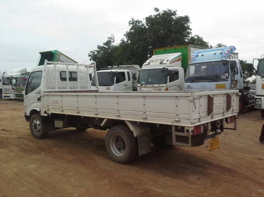 ขาย 6ล้อกระบะคาร์โก้/รุ่น XZU650R/150 แรงม้า/ปี57