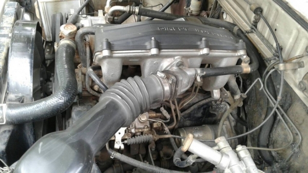 มาสด้า บี 2500 ทันเดอร์