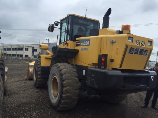 Komatsu WA320-6 ปี 2008 แขนยาวจากโรงงาน สภาพสวย นำเข้าจากญี่ปุ่น ถึงไทยเร็ว ๆ นี้ครับ