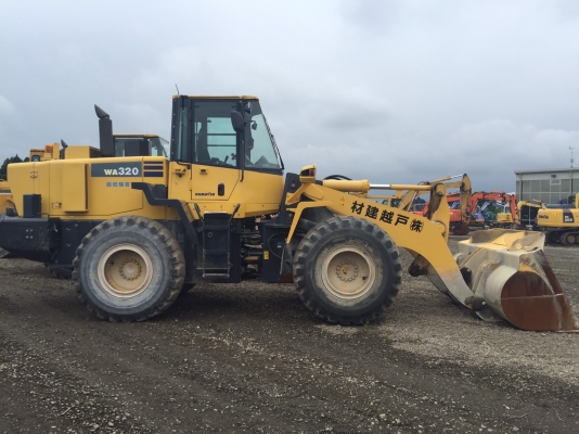 Komatsu WA320-6 ปี 2008 แขนยาวจากโรงงาน สภาพสวย นำเข้าจากญี่ปุ่น ถึงไทยเร็ว ๆ นี้ครับ