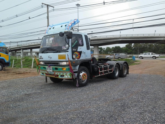 ขาย 10ล้อหัวลาก/รุ่น FM2K/240 แรงม้า/ปี43