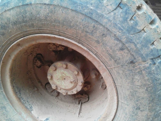 ขายดั้ม2เพลา FN527M-TD5&times;&times;&times; เบรกใหญ่ พาวเวอร์ จิฟฟี่ โลฮาย10สปีด รถใช้งานอยู่ เอกสารถูกต้อง เล่มทะเบียนพร้อมโอน ราคา690,000 สนใจโทร 090-8588220คุณนะ 093-3258446คุณบิว หรือเข้าดูสินค้าอื่นๆได้ที่ www.narong2truck.com หรือ www.truck.in.th/4