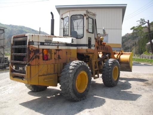 Komatsu 520B เครื่องโคมัตสุ 6D105 สภาพสวย ยางเต็ม นำเข้าจากญี่ปุ่น ถึงไทยเร็ว ๆ นี้ครับ