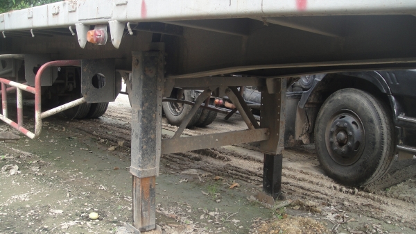 ลูกพ่วง3คานพื้นเรียบ ของ RCK รุ่งเจริญ ปี48 ยาว12.50ม สภาพสวยพร้อมใช้ ทะเบียนพร้อมโอน