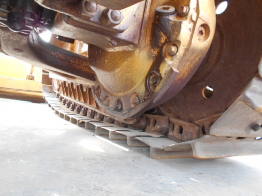 CAT D5B เครื่อง 10Z ซีเรียล 47X00631 นำเข้าจากญี่ปุ่น ไม่เคยใช้งานในไทย ถึงไทยเร็ว ๆ นี้ครับ