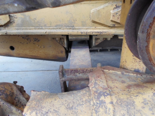 CAT D5B เครื่อง 10Z ซีเรียล 47X00631 นำเข้าจากญี่ปุ่น ไม่เคยใช้งานในไทย ถึงไทยเร็ว ๆ นี้ครับ