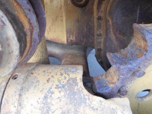 CAT D5B เครื่อง 10Z ซีเรียล 47X00631 นำเข้าจากญี่ปุ่น ไม่เคยใช้งานในไทย ถึงไทยเร็ว ๆ นี้ครับ