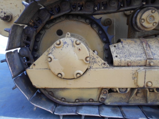 CAT D5B เครื่อง 10Z ซีเรียล 47X00631 นำเข้าจากญี่ปุ่น ไม่เคยใช้งานในไทย ถึงไทยเร็ว ๆ นี้ครับ