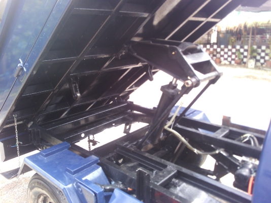 ขายบิ๊กเอ็มดั้ม   135000บาท รับต่อปิ๊กอัพดั้ม