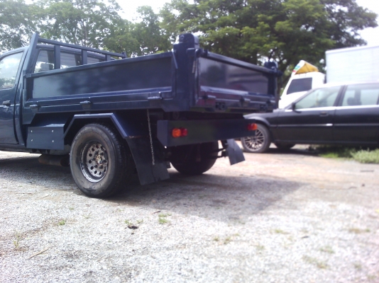 ขายบิ๊กเอ็มดั้ม   135000บาท รับต่อปิ๊กอัพดั้ม