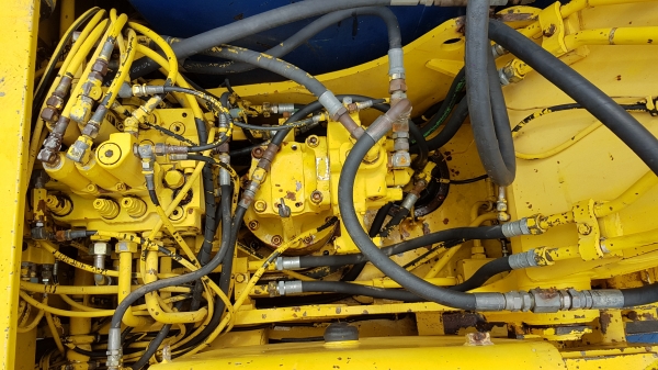 ขายด่วนรถแม็คโครKOBELCOSK100MARK///มาร์ทีชั่วโม่งทำงานน้อยรถนอกนำเข้ายังไม่เคยใช้งานในเมืองไทยเลย ขายด่วนรถแม็คโครKOBELCOSK100MARK///มาร์ทีชั่วโม่งทำงานน้อยรถนอกนำเข้ายังไม่เคยใช้งานในเมืองไทยเลย