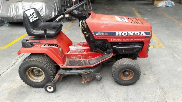 รถตัดหญ้านั่งขับ HONDA HT3813 2 ใบตัด