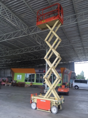 ขายกระเช้ากรรไกรJLG  สูง5.70เมตร มือสองญี่ปุ่นใช้แบต24โวลด์สภาพดีพร้อมใช้งาน