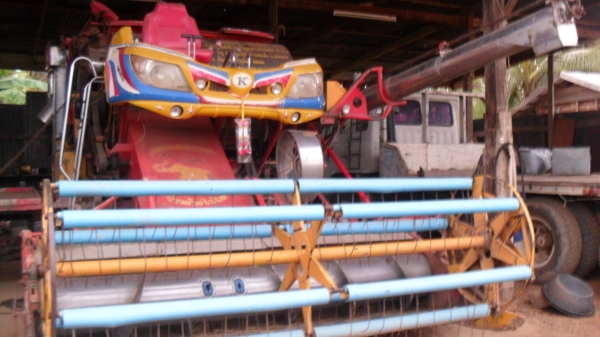 รถเกี่ยวข้าว จ้าวช้างไวไฟ