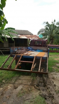 ขายด่วนรถเทเลอร์6ล้ออีซุซุ รถพร้อมใช้เอกสารพร้อม