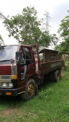 ขายด่วนรถเทเลอร์6ล้ออีซุซุ รถพร้อมใช้เอกสารพร้อม