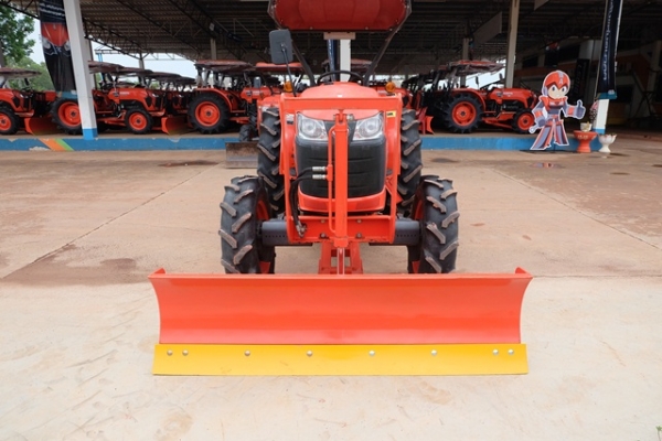 ขายรถไถรุ่น L4708 ดาวน์ 10,000 บาท พร้อมใบมีด ผานพรวน มีเอกสารพร้อมโอน รถสวยพร้อมใช้งาน