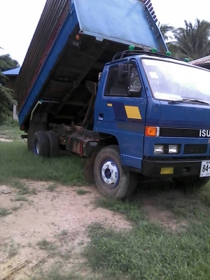 ขายรถ6ล้อ ดั้มเกษตร 115แรง รถสวยสภาพดี พร้อมใช้งาน เอกสารถูกต้อง เล่มทะเบียนพร้อมโอน ราคา450,000 สนใจโทร 090-8588220คุณนะ 093-3258446คุณบิว หรือเข้าดูสินค้าอื่นๆได้ที่ www.narong2truck.com หรือ www.truck.in.th/498 หรือเพจFacebook ณรงค์ ซื้อขายรถมือสอง (เว