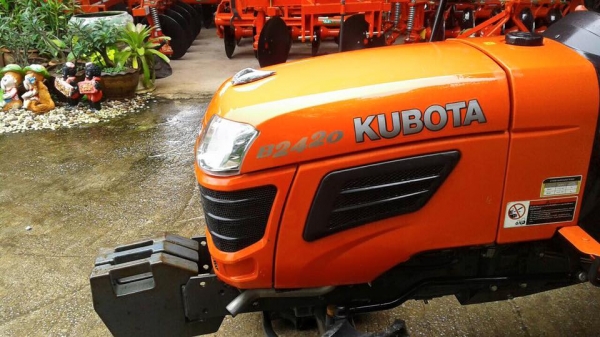 ขายรถไถ Kubota B2420(4WD) พร้อมโรตารี รถ 170ชั่วโมง พร้อมใช้งาน