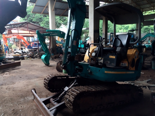 ราคา 380,000 บาท (ราคาต่อรองได้) ขายด่วน KUBOTA K035-3 ขายตามสภาพ เครื่องดี ระบบไว รถเก่านอกพร้อมใช้งาน มีเอกสารใบซื้อขาย   สนใจติดต่อ วัชรัตน์ รุ่งเรืองแทรคเตอร์ รถอยู่ อำเภอพระพุทธบาท จังหวัดสระบุรี โทร:092-5768909 096-5411713 (ช่างบาส) {ติดต่อเจ้าของโด