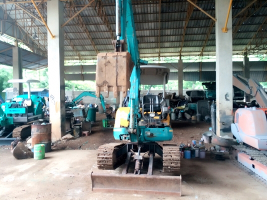 ราคา 380,000 บาท (ราคาต่อรองได้) ขายด่วน KUBOTA K035-3 ขายตามสภาพ เครื่องดี ระบบไว รถเก่านอกพร้อมใช้งาน มีเอกสารใบซื้อขาย   สนใจติดต่อ วัชรัตน์ รุ่งเรืองแทรคเตอร์ รถอยู่ อำเภอพระพุทธบาท จังหวัดสระบุรี โทร:092-5768909 096-5411713 (ช่างบาส) {ติดต่อเจ้าของโด