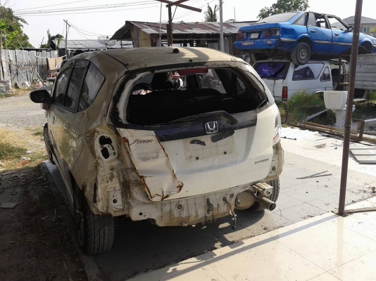 new Jazz ขายแยกอะไหล่ สนใจ ชิ้นไหน สอบถาม