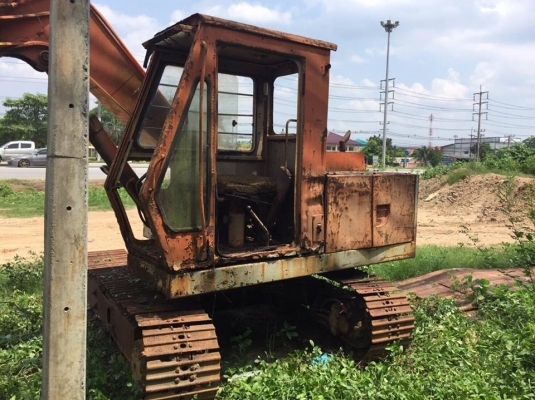 รถขุดขนาด 60 HITACHI UH025 สภาพยังไม่พร้อมใช้