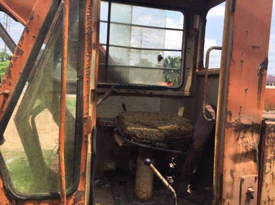 รถขุดขนาด 60 HITACHI UH025 สภาพยังไม่พร้อมใช้