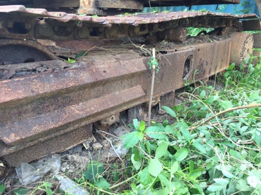 รถขุดขนาด 60 HITACHI UH025 สภาพยังไม่พร้อมใช้