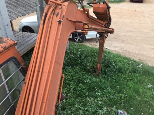 รถขุดขนาด 60 HITACHI UH025 สภาพยังไม่พร้อมใช้