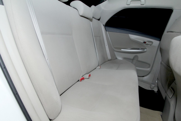 Toyota altis 1.6e CNG โรงงาน