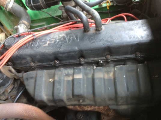 +++ ขายโฟล์คลิฟท์  NISSAN FG40 ขนาด  4  ตัน  เครื่องยนต์เบนซิน  เสา  6  เมตร  เกียร์ออโตเมติค  ยางตัน